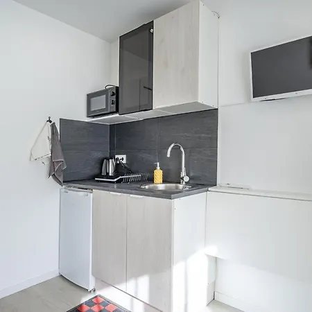 Plage Catalans:Studio Entre La Mer & Le Parc Pharo Marseille Exterior photo